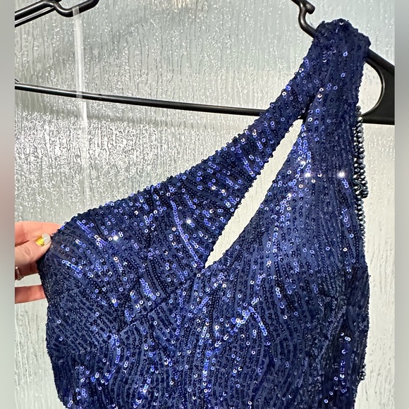Formal blue sequin cocktail dress - Picture 3 of 5
